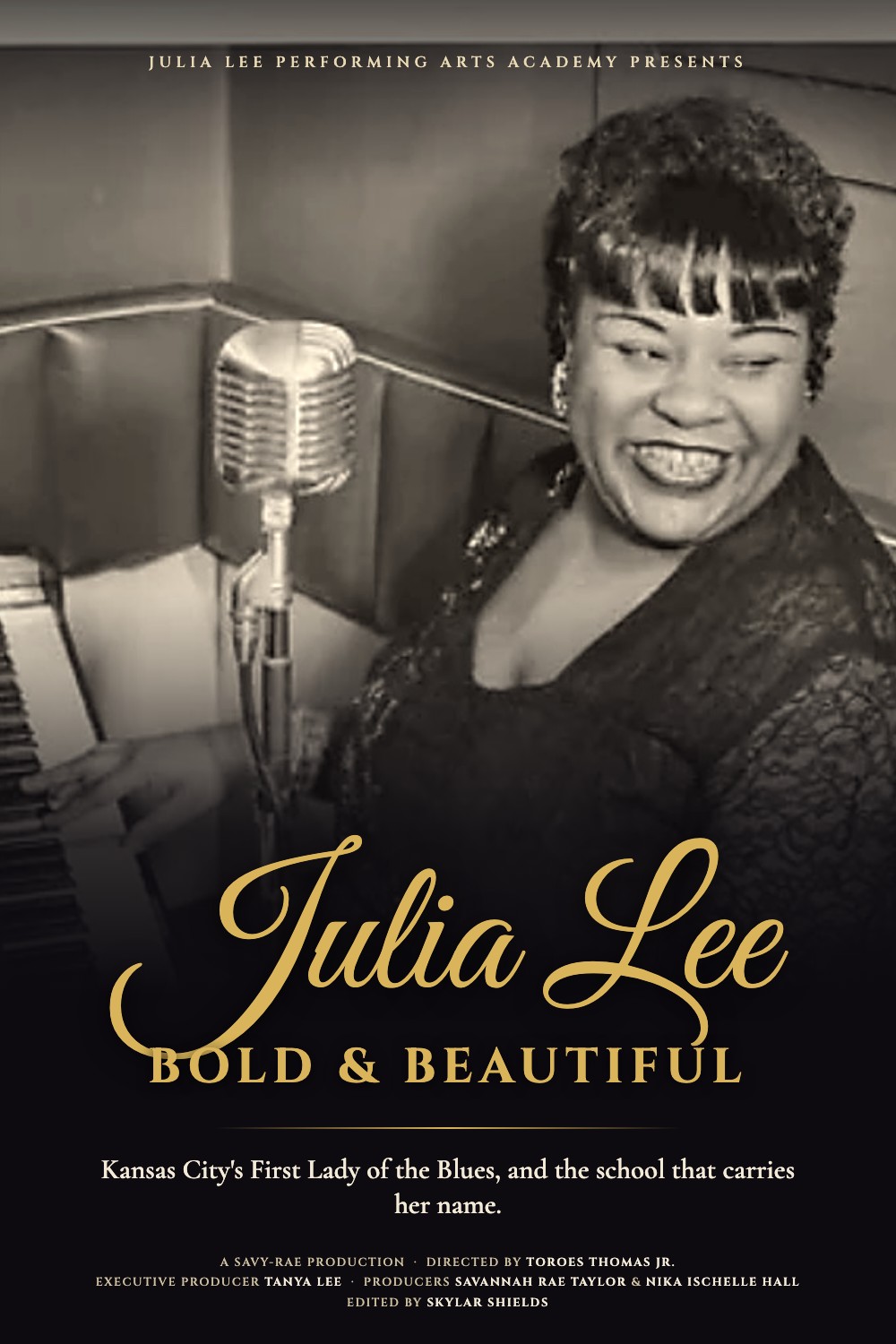 Julia Lee: Bold & Beautiful